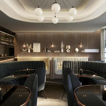 Dame Des Arts Hotel 4*
