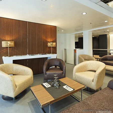 Hotell Dame Des Arts 4*