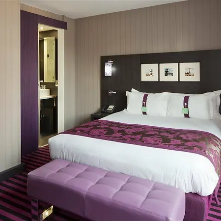 Dame Des Arts Hotell 4*