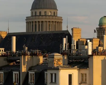 Dame Des Arts Hotel 4*