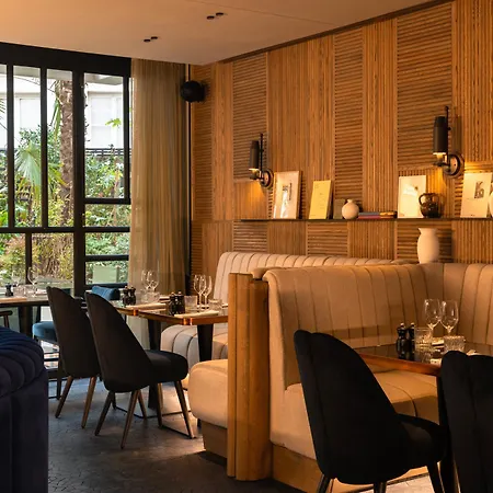 Hotel Dame Des Arts 4*