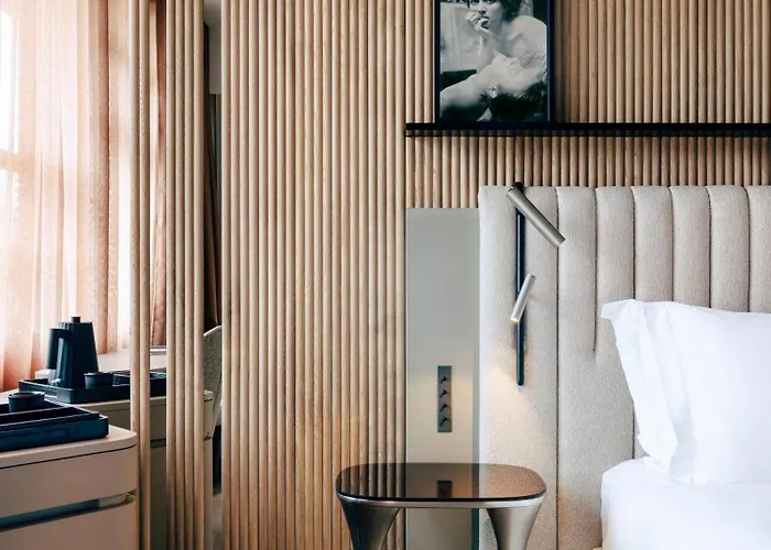 Ξενοδοχείο Dame Des Arts