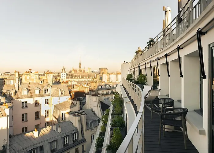 Ξενοδοχείο Dame Des Arts 4*