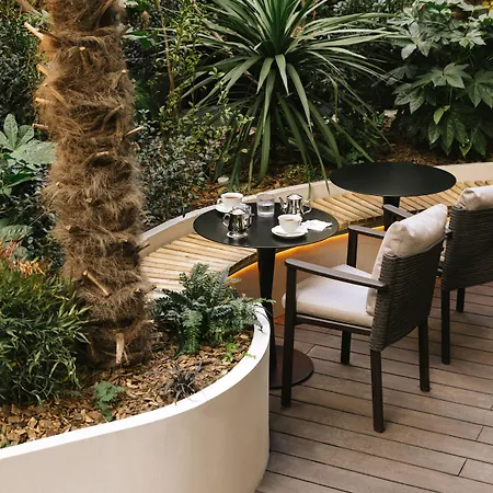 Dame Des Arts 파리