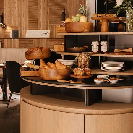 Dame Des Arts 파리